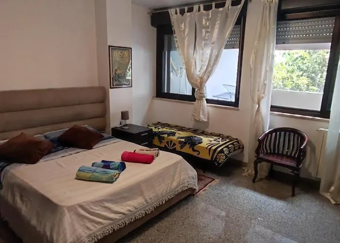 Castle Area Old Town Flat With Terrace And 2 Rooms